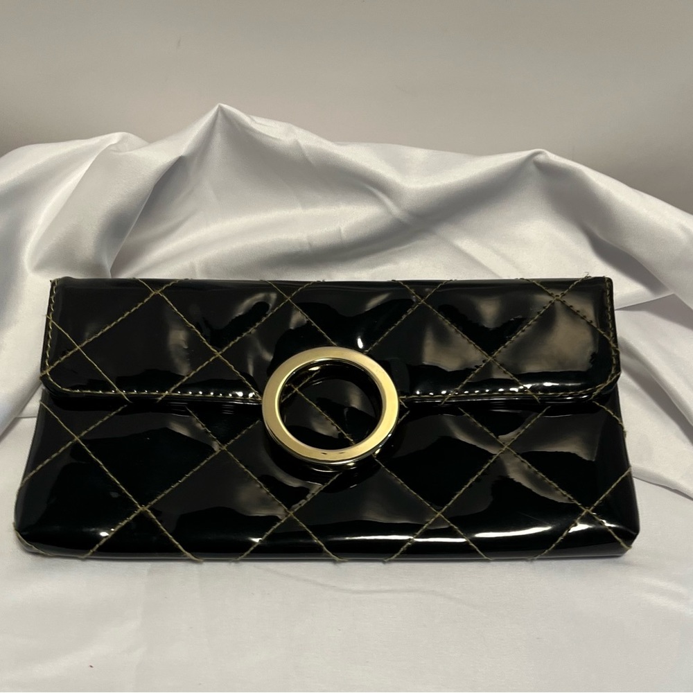 Joan Rivers BEAUTY Quilted Pattern Black Patent Clutch Bag Gold Color Closure